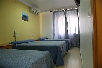 Hostal La Campana La Línea de la Concepción Hotell