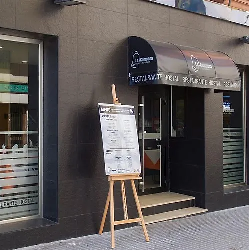 Hotell Hostal La Campana La Línea de la Concepción